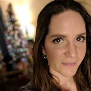 Meet your Posher, Rebecca